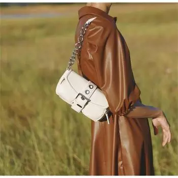 Сумка Niche Design Mini Retro Ring Chain Сумка подмышкой Новый стиль Trendy Bag Crossbody Bag