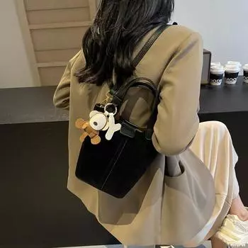 Сумка Niche женская маленькая сумка 2024 новая универсальная модная сумка-ведро премиум текстура сумка-мессенджер чёрный