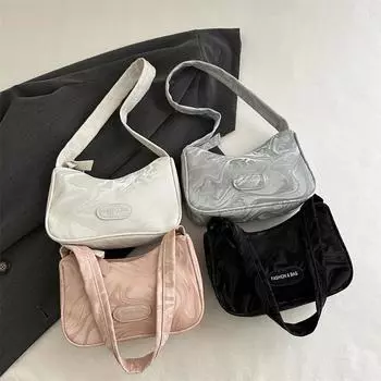 Сумка Niche женская новая летняя простая сумка через плечо персонализированная повседневная модная сумка через подмышку на одно плечо в форме полумесяца для женщин