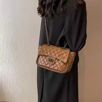 Сумка-ниша в стиле ретро с ромбовидной цепочкой 2024 года, новая женская сумка на осень и зиму, универсальная сумка-мессенджер через плечо, маленькая квадратная сумка 22*11*16 чёрный