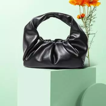 Сумка-облако женская большая вместимость круассан осень-зима модная диагональная сумка на одно плечо трендовая складная сумка чёрный