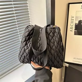 Сумка осень и зима новая сумка облако складной большой сумка женская досуг личность легкий большой емкости сумка-мессенджер сумка для поездок на работу хаки