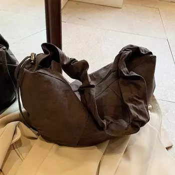 Сумка осенняя сумка высокого класса Niche Messenger Простая матовая сумка-пельмень Универсальная сумка через плечо светло-коричневого