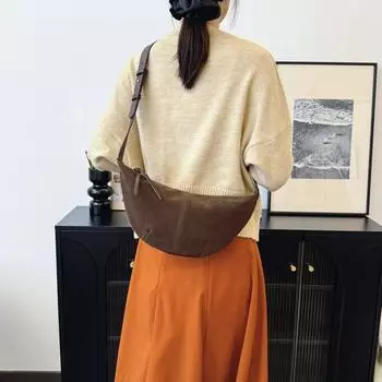 Сумка-пельмень в стиле ретро для женщин 2024 года, новая осенне-зимняя сумка на одно плечо с косым креплением, нишевая повседневная женская сумка высокого класса чёрный