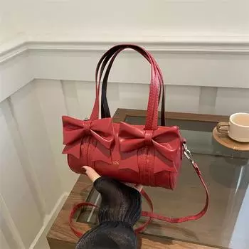 Сумка подмышкой женская трендовая модная сумка-подушка 2024 новый корейский стиль нишевая портативная косая женская сумка через плечо чёрный