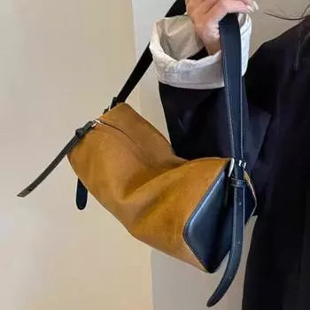 Сумка-подушка для переноски, матовая сумка из замши, универсальная, высококачественная, сумка-кроссбоди Boston через подмышку чёрный