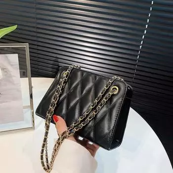 Сумка с текстурой Niche design, женская, новинка 2024 года, модная, маленькая квадратная сумка под мышкой, сумка-мессенджер с цепочкой из бриллиантов белый