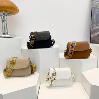 Сумка-седло женская сумка-мессенджер сумка 2024 новая модная летняя женская простая модная тенденция иностранный стиль сумка через плечо женская белый