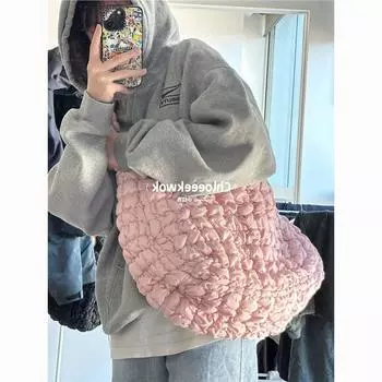 Сумка-тоут 2024 года, осенне-зимняя сумка, большая вместительная сумка подмышкой, одно плечо, сумка-мессенджер Cloud Dulling, плиссированная розовый