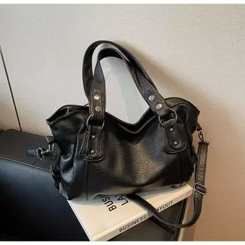 Сумка-тоут большой вместимости Новая женская сумка Весенняя универсальная сумка через плечо Простая плечевая сумка-тоут чёрный