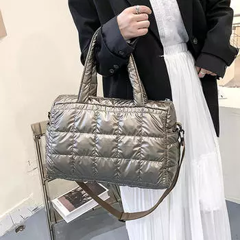 Сумка-тоут через плечо для женщин и леди из мягкого нейлона Y2K стеганая