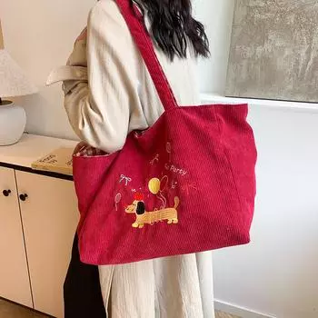 Сумка-тоут для ученического класса из вельвета контрастного цвета с двухсторонней спинкой и милой вышивкой в виде мультфильма белый