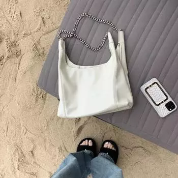 Сумка-тоут из мягкой кожи Lazy Wind 2024 года, новый модный дизайн сезона, большая сумка на одно плечо, сумка под мышкой, цепочка, сумка-тоут белый