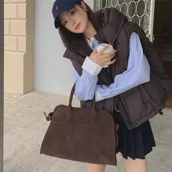 Сумка-тоут из замши The Row Margaux 15 в стиле ретро Suede Coffee