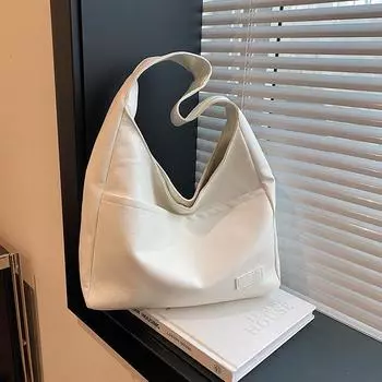 Сумка-тоут на одно плечо в иностранном стиле для подмышки 2024 года, новый нишевый дизайн, персонализированная красивая ретро-сумка для женщин чёрный