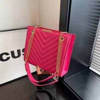 Сумка-тоут с фактурным ромбом женская 2024 года, новая модная сумка-мессенджер в иностранном стиле с цепочкой, универсальная сумка через плечо под мышкой, маленькая квадратная сумка чёрный