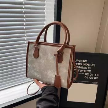 Сумка-тоут женская 2024 новая большая сумка для поездок на работу летняя простая и модная сумка через плечо сумка-тоут через плечо чёрный