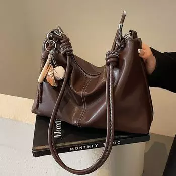 Сумка в стиле ретро, женская сумка-мессенджер большой вместимости, в иностранном стиле, простая сумка-тоут для поездок на работу without pendant коричневый