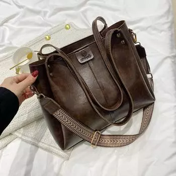 Сумка-ведро Commuter Большая вместимость Женская сумка через плечо Niche Fashion Oblique Span Tote Bag чёрный
