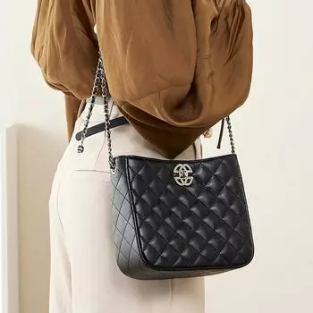 Сумка-ведро Commuter Chain Bag Маленькая квадратная кожаная сумка через плечо с ароматом Высококачественная женская сумка Сумка через плечо чёрный