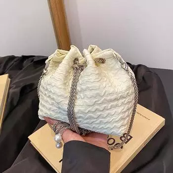 Сумка-ведро Niche pumping belt с плиссировкой и цепочкой, высококачественная фактурная сумка для женщин 2024 года, популярная новая портативная сумка-мессенджер чёрный