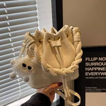 Сумка-ведро Весенняя сумка на одно плечо Модная женская сумка Высококачественная нишевая и модная женская сумка чёрный