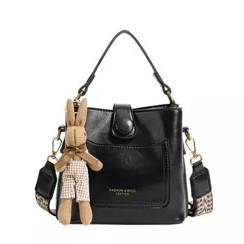 Сумка-ведро женская 2023 года, новая модная осенне-зимняя сумка-мессенджер в стиле ретро с широким ремешком через плечо, ручная сумка чёрный