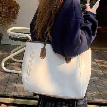 Сумка вместительной в стиле ретро, женская сумка, новая универсальная сумка 2025 года, модная сумка на одно плечо для поездок на работу 31x10x27cm белый