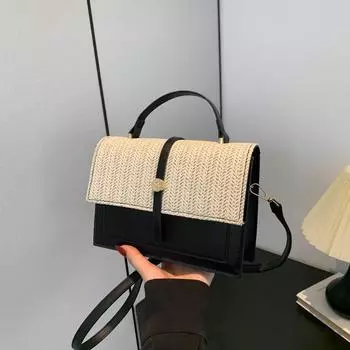 Сумка женская 2024 модная новая повседневная портативная маленькая квадратная сумка уличная тенденция личность красивая сумка через плечо чёрный