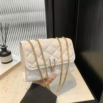 Сумка женская 2024 новая летняя мода этого года популярная сумка через плечо простая модная косая сумка женская маленькая квадратная сумка чёрный