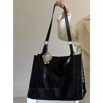 Сумка женская 2024 новая модная большая вместительная портативная сумка-тоут для студентов, для поездок на работу, большая сумка через плечо чёрный