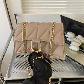 Сумка женская 2024 осень новая повседневная сумка через плечо цепочка персонализированная сумка-мессенджер модная корейская версия маленькая квадратная сумка чёрный