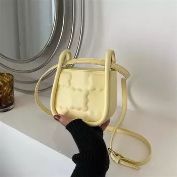 Сумка женская летняя 2024 года, новая модная простая сумка через плечо, повседневная сумка-мессенджер для поездок на работу, маленькая квадратная сумка в иностранном стиле чёрный