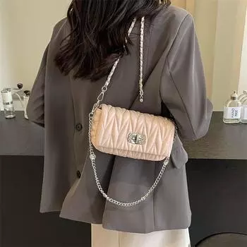 Сумка женская новая летняя ниша 2024 года в моде ромбовидная маленькая квадратная сумка текстура простая повседневная сумка-мессенджер серебряный