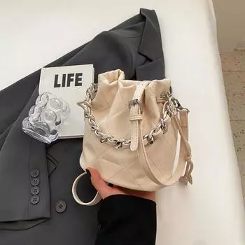 Сумка женская сумка-ведро 2024 новая модная летняя универсальная женская сумка-мессенджер в иностранном стиле чёрный