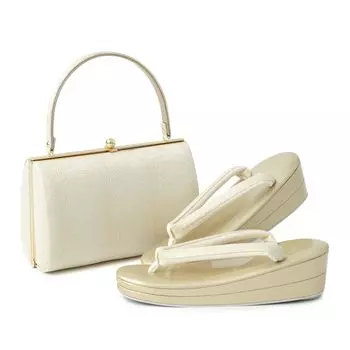 Сумка Zori для празднования совершеннолетия Сделано в Сделано в Золотая и серебряная нить Золотой комплект, Томэсодэ, Кимоно, Официальная, Кимоно, Фурисодэ, Свадьба, Церемония, Япония, золотой