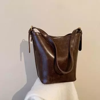 Сумки большой вместимости для матери и ребенка, универсальные женские сумки, новая в этом году сумка через плечо в стиле ретро в стиле ретро, стильная и взрывная сумка-ведро для воды