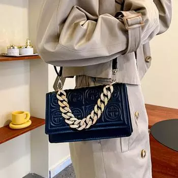 Сумки через плечо для женщин с тиснеными буквами, маленькая сумка с цепочкой, простые модные дизайнерские сумки через плечо, мягкая кожаная сумка для поездок на работу