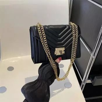 Сумки на плечо с фактурной отделкой, косая цепочка, повседневная мода, зимний тренд, 2024, женская сумка с углублением, маленькая квадратная, новая розы красного