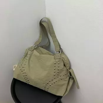 Сумки-тоуты для женщин Роскошные дизайнерские брендовые сумки большой вместимости Мягкие кожаные сумки с заклепками Модные тенденции Сумки через плечо
