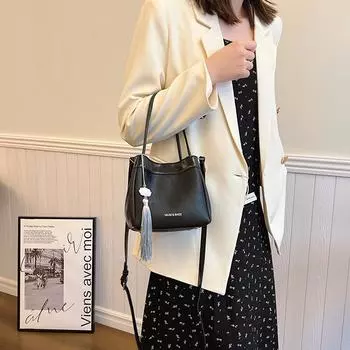 Сумки женские высокого качества на одно плечо через плечо портативные базовые стильные универсальные новые модели популярные женские сумки