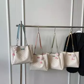 Summer Beautiful Niche Class Commuting Bag Large Capacity Bag Women s Bag New Casual One-shoulder Tote Bag Trendy no pendant