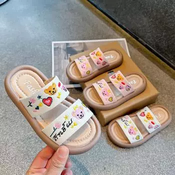 Летние детские тапочки для девочек, мягкие тапочки на подошве, уличные туфли с открытым носком, милые детские нескользящие пляжные тапочки с вышивкой в виде медведя 23 розовый
