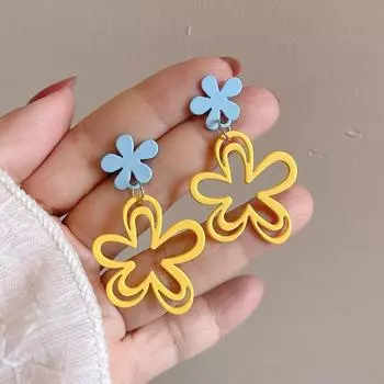 Summer Girlish Style Blue Large Flower Spray Paint Mosquito Coil Ear Clip Fresh Fashionable Earrings Big Earrings Ornament
