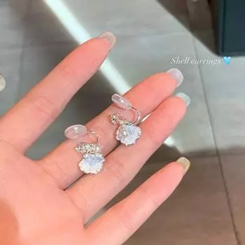 Summer Ice Crushing Blue Crystal Starfish Shell Pearl Earrings Female Fancy Elegant Ear Studs Non-Piercing Ear Clip Earrings No ear hole shot! Mosquito coil ear clip a pair