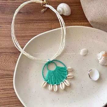 Summer Island ~ Straw Woven Sunflower Shell Necklace Female Suitable for Seaside Vacation Photos Halterneck Ornament Green Department ~ Holiday Shell Necklace