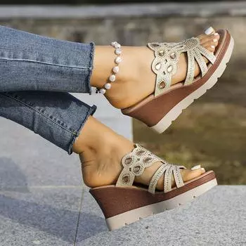 Summer new bohemian rhinestone high-heeled slippers women s thick-soled round head open-toed large size 4243 slope-heeled cool slippers 35 синий