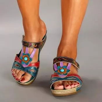 Summer new ethnic wind rhinestone slope heel cool slippers women wish independent station large size flower flat sandals 35