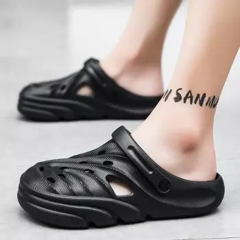 Summer new hole shoes men s soft-soled beach shoes men s trendy cool slippers men s sandals bag head slippers 40 чёрный