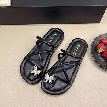 Summer new sandals wear low-heeled slippers flat-bottomed beach one-word toe rhinestone sandals 35